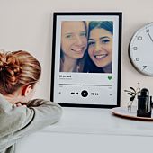 Póster personalizado con foto y canción