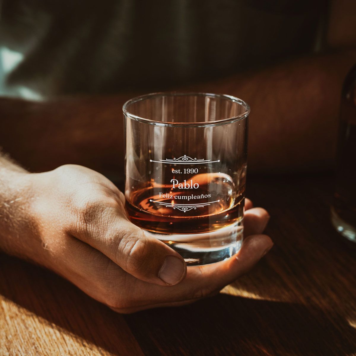 Vaso de whisky personalizado con el año