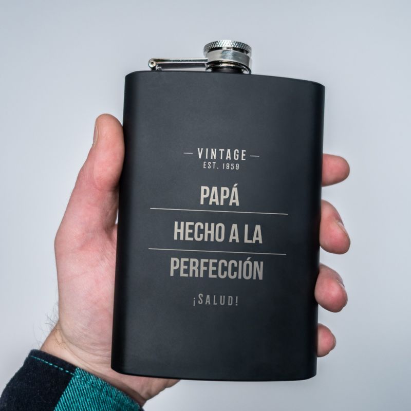 Petaca personalizada estilo vintage