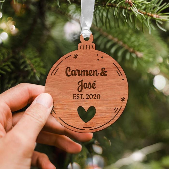 Juego de 2 colgantes de madera personalizables con símbolo y texto