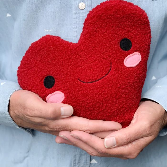 Peluche térmico de corazón