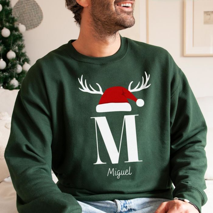 Suéter navideño personalizable con monograma
