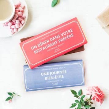 Personalisierbarer Gutschein mit Schokolade - Rotes/Blaues Design (Himbeer/Kokos) - NETHERLANDS