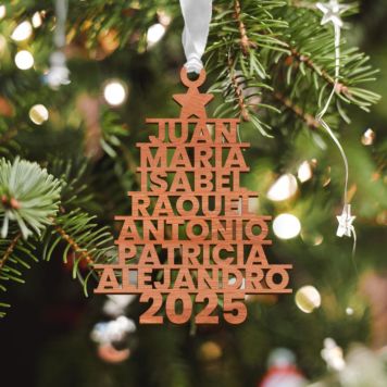Adorno para árbol de Navidad personalizable con nombres